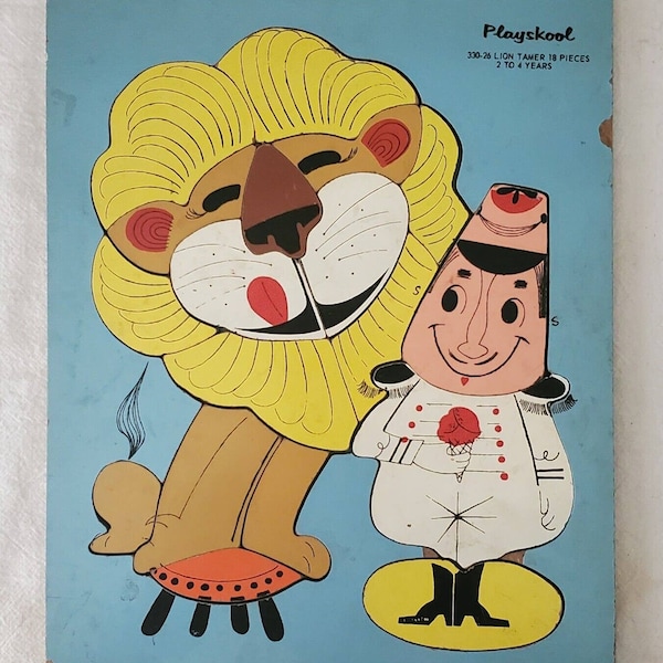 Vintage Playskool Puzzle Lion Tamer 330-26 ages 2 to 6 years