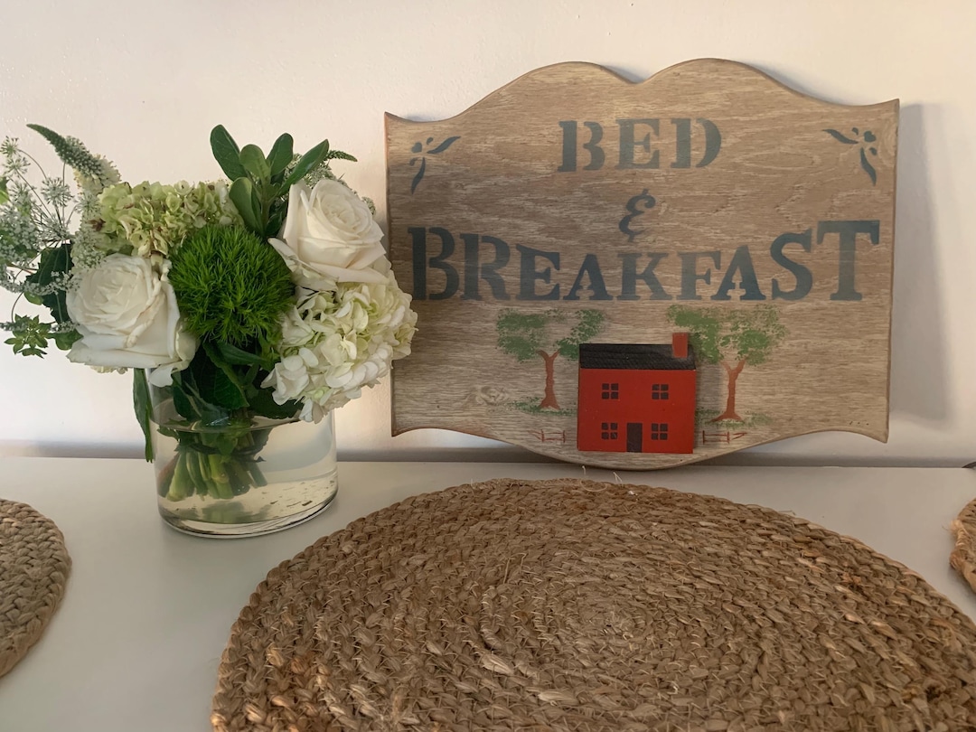 Vintage Rustic Bed & Breakfast Wooden Sign Farmhouse Wall Decor Guest ...