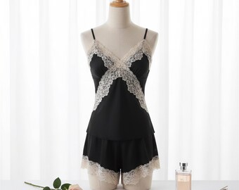 Conjunto de pijama de satén con encaje para mujer, camisola y pantalones cortos de seda, ropa de dormir de 2 piezas, ropa de dormir suave