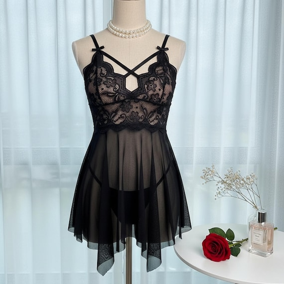 Women Lace Nightdress Sleeveless V Neck Elegant Nightwear
