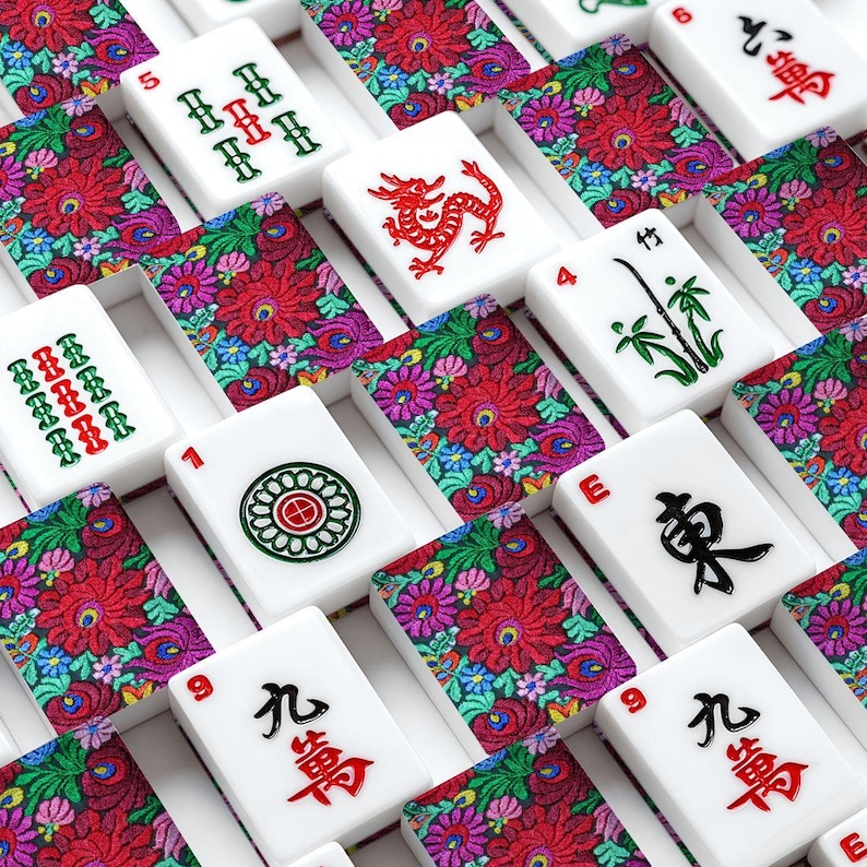 Fichas de Mahjong con Bordado Floral / Juego de Mahjong Americano de Acrílico con Flores Bordadas 166 / Regalo de Mah Jongg imagen 1