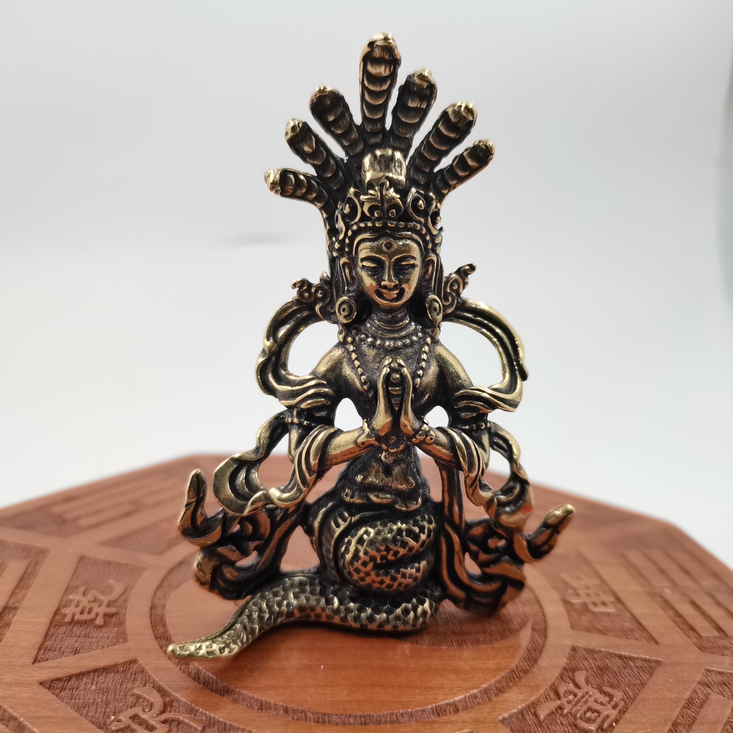 Naga statue - Etsy 日本