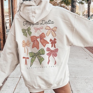 Kappa Delta Bow Hoodie, Kappa Delta Sorority Hoodie, KayDee, griechischer Buchstabe Sweatshirt, College-Bekleidung, Sorority Pullover