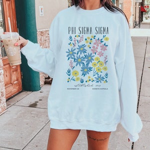 Phi Sigma Sigma Oversized Shirt, Phi Sigma Sigma Flower Market Hoodie, Phi Sig Flower Sweatshirt, Phi Sig sorority shirt