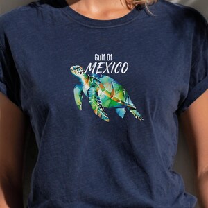 Camiseta de tortuga marina del Golfo de México / Gráfico colorido de tortuga, camiseta de protesta, camiseta política, camiseta anti-Trump