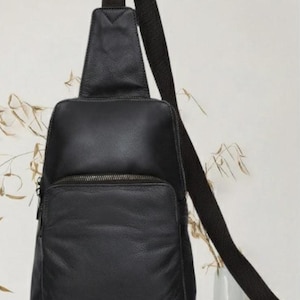 Genuine Leather Sling Bag, Black Chest Pack for Men and Women, Crossbody Travel Backpack, Minimalist Everyday One Strap Shoulder Bag, Gift