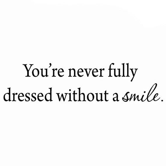 VWAQ Nunca estás completamente vestido sin una sonrisa Wall - Etsy México VWAQ Nunca estás completamente vestido sin una sonrisa Wall - Etsy México