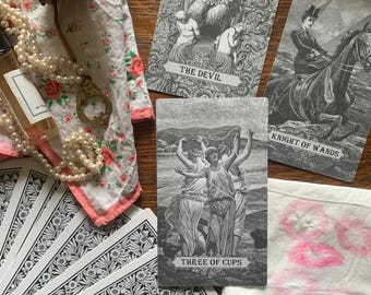 Date Your Deck: A Workshop for Tarot Deck Exploration with Amelia