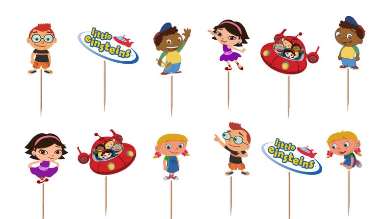 Puede incluir: Un juego de doce adornos decorativos para cupcakes con los personajes de Little Einsteins, la nave espacial roja y el logotipo de Little Einsteins. Cada recorte de dibujos animados est&aacute; unido a un palillo de madera para insertar en comida.