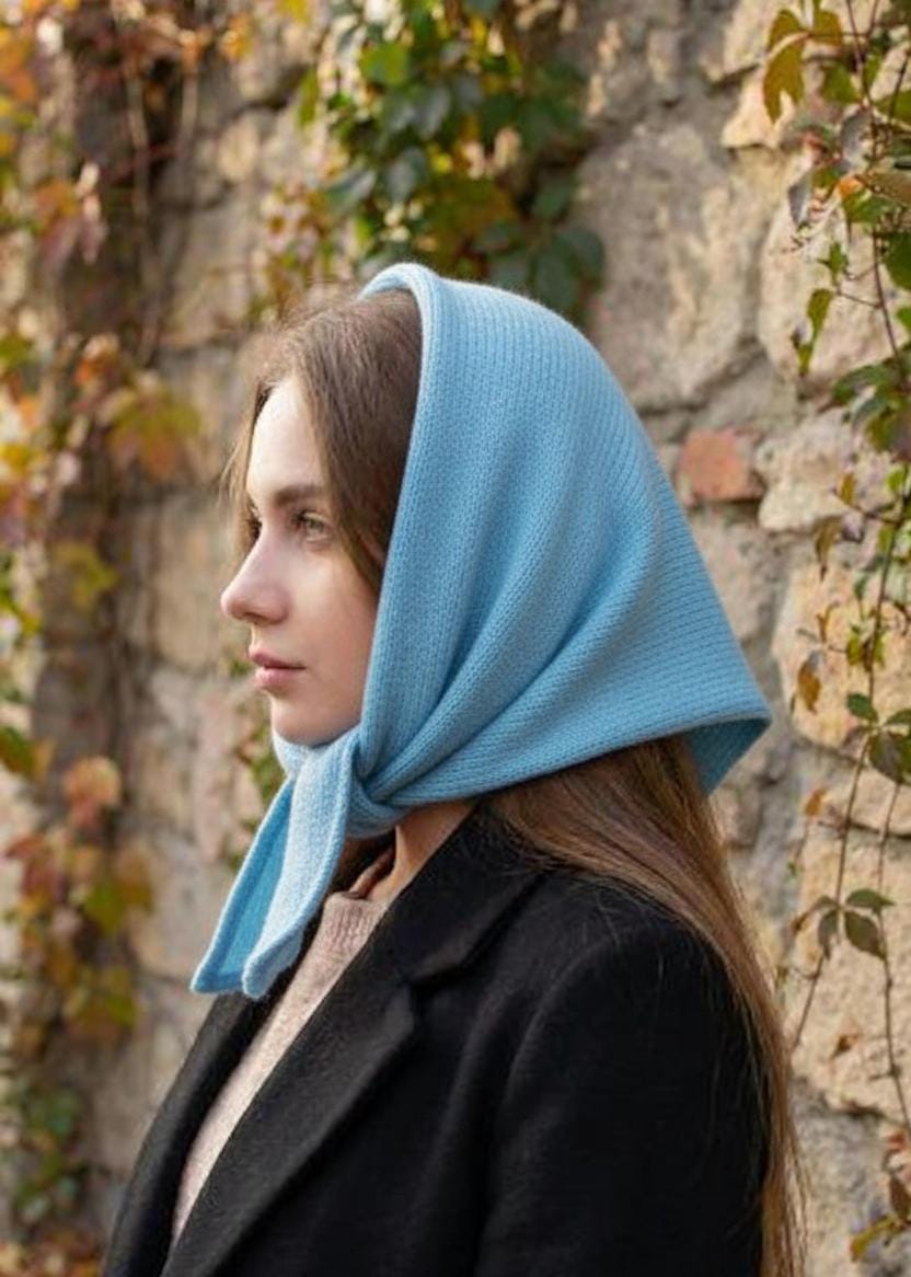 Sophie Easy Triangle Scarf Knitting Pattern PDF | Beginner Knit Neck ...