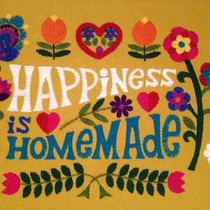 Happiness Is Homemade Vintage Inspired Crewel Kit image 1