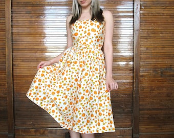 Vtg 50s 60s Floral Marigold Flower Novelty Print Dress / Summer Sun Dress