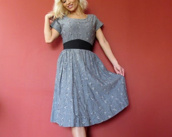Vtg 40s 50s Chambray Embroidered Dress