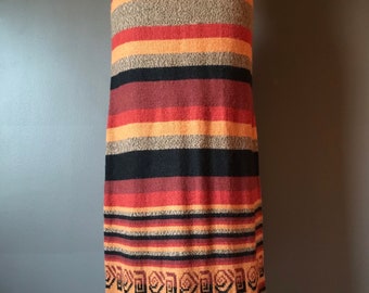 Vtg 70s Sweater Knit Maxi Skirt / Knitwear