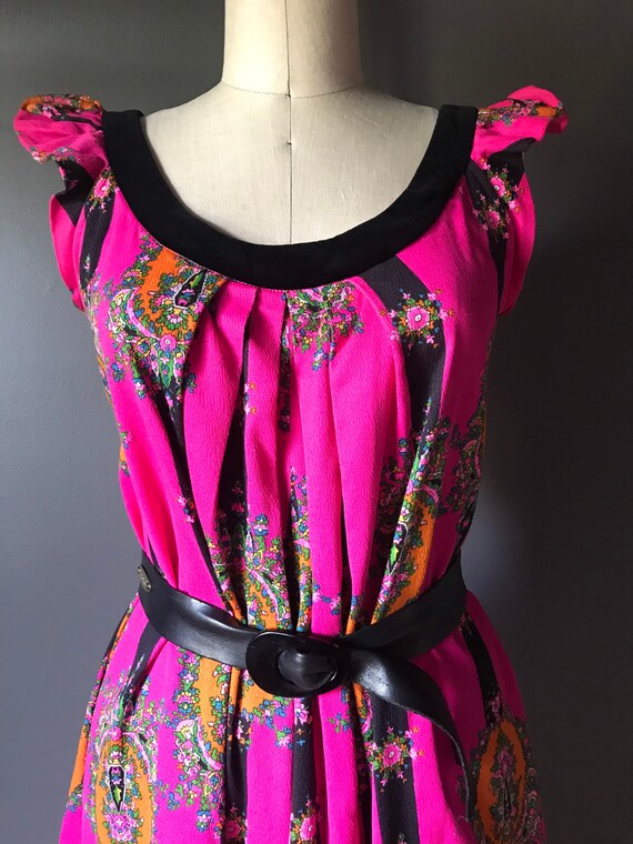 Vtg 60s Hot Pink Hawaiian Hostess Gown - image 9