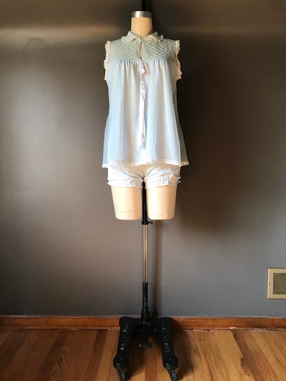 Vtg 60s Powder Baby Blue Babydoll and Bloomer Set / L… Gem