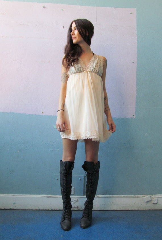 Vtg 60s Babydoll Slip Dress / Romantic - image 2