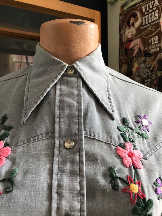 Vtg 70s Embroidered Chambray Shirt