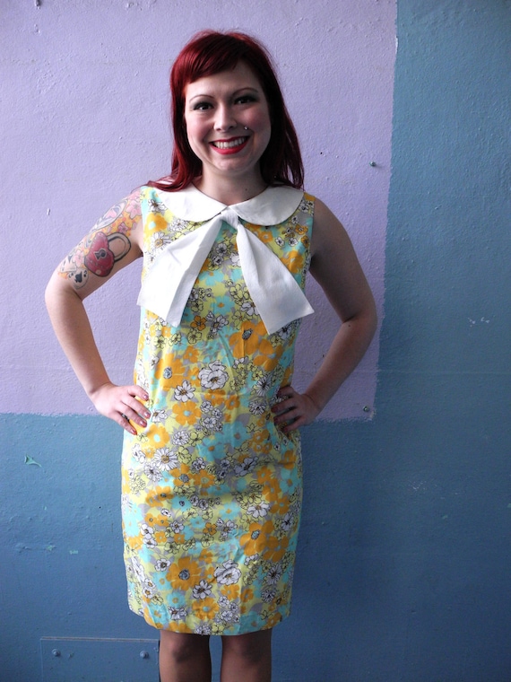 Vtg 60s Mod Floral Dress / Peter Pan Collar / Baby
