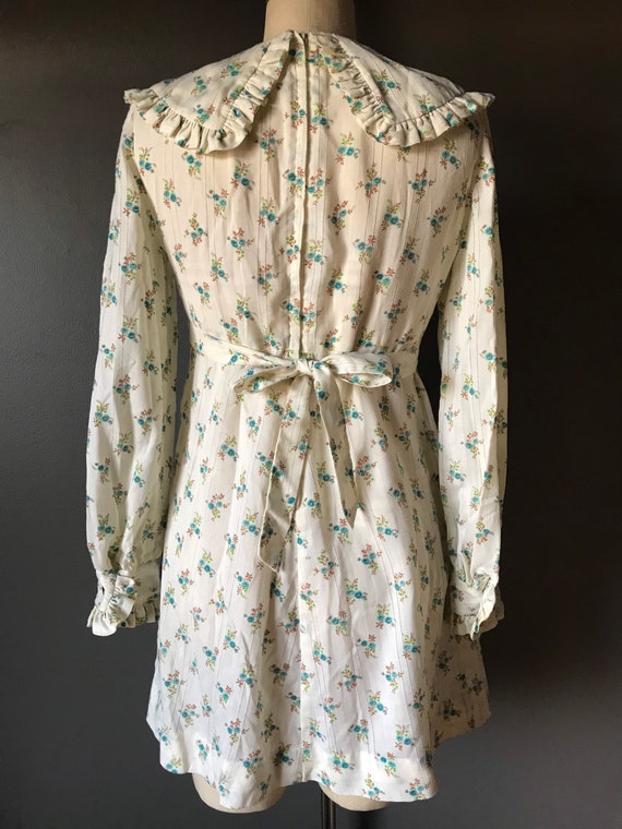 Vtg 70s Mini Floral Dress / Large Collar - image 7