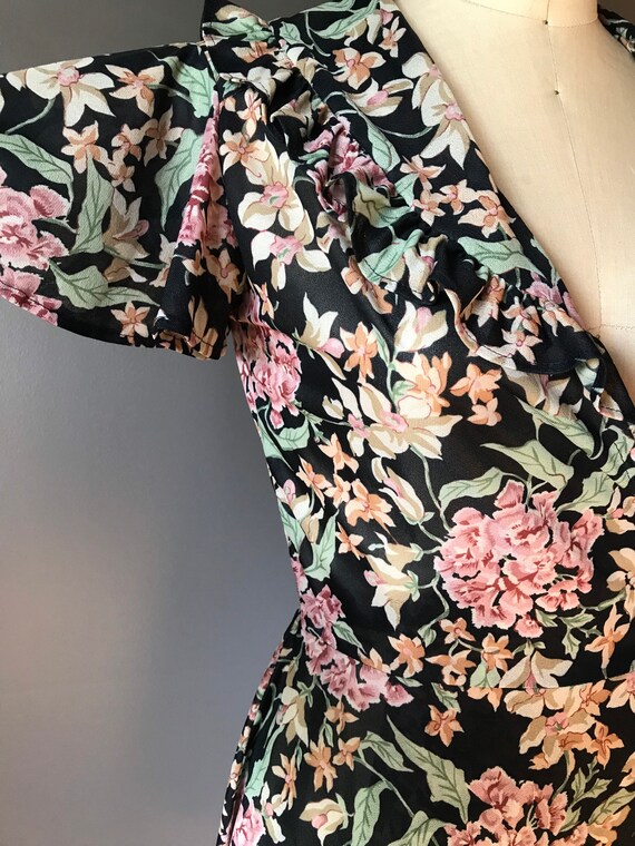 Vtg 70s Floral Wrap Dress - image 7