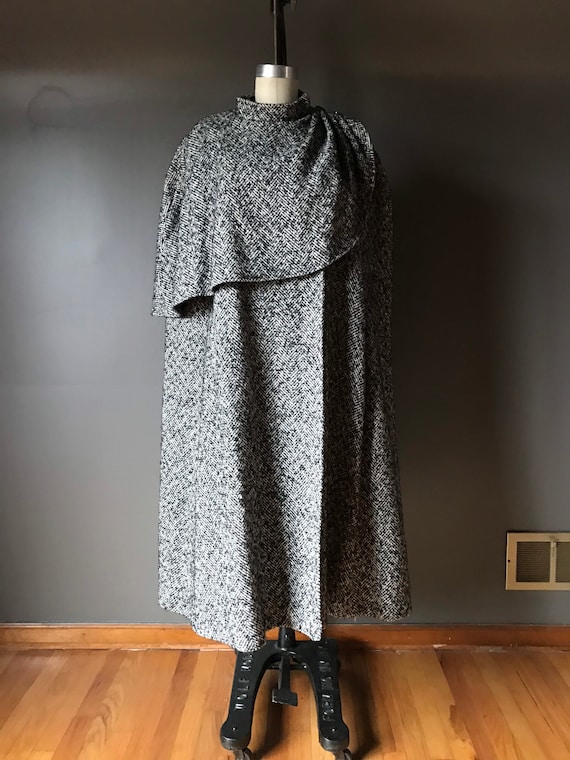 Vtg 70s Tweed Cape Coat - image 1