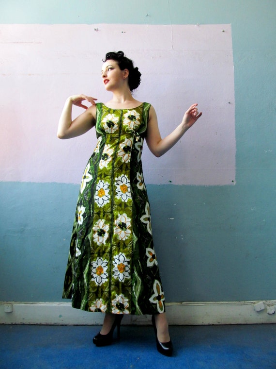 Vtg 60s Hawaiian Maxi Dress / Floral Print Dress