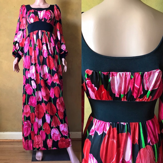 Vtg 60s 70s Tulip Print Dress / Hostess Gown - image 2