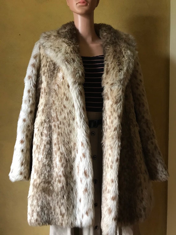 Vtg 60s 70s Faux Fur Coat / Snow Leopard