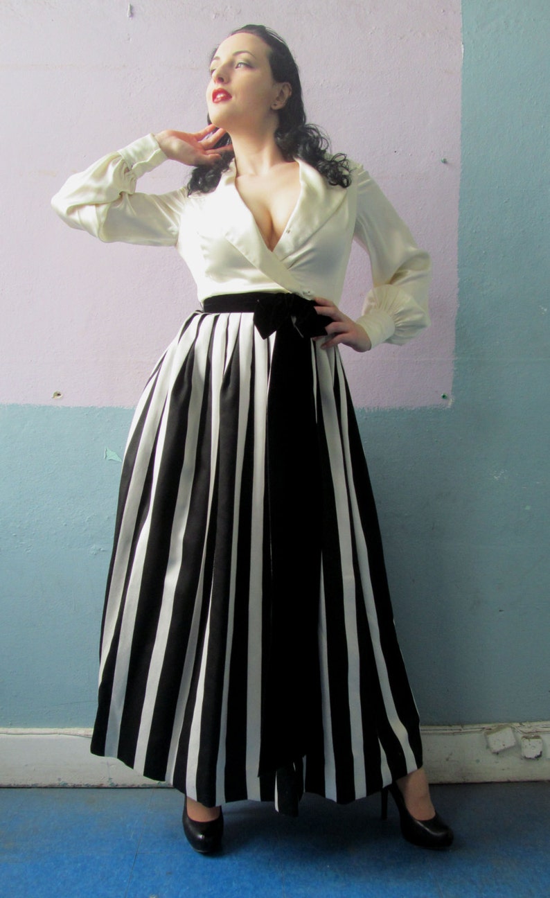 Vtg 50s 60s Amazing Striped Skirt Dress / Black & White Stripes image 2