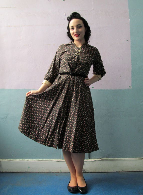 Vtg 40s 50s Novelty Print Dress / Safety Pin Print