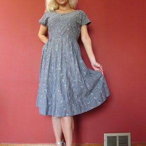 Vtg 40s 50s Chambray Embroidered Dress image 5