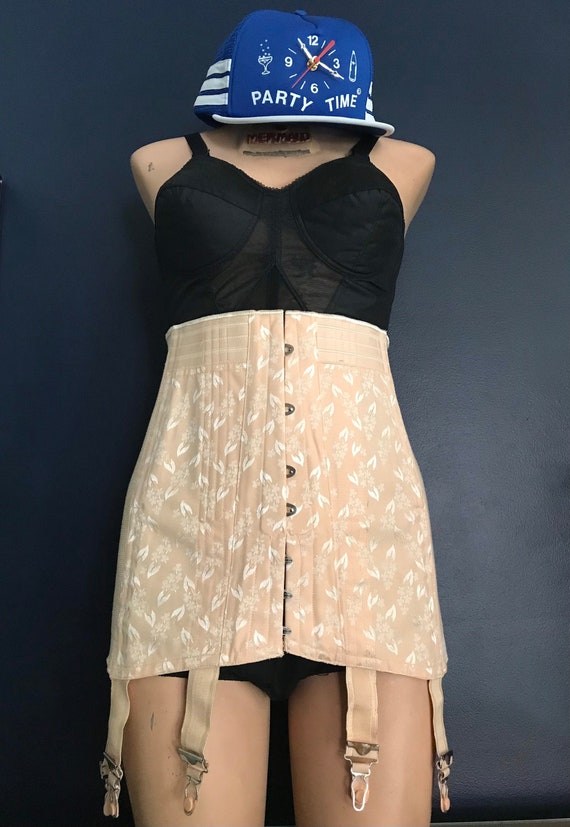 Vtg 40s Madame Grace Girdle / Clasp Front Garter Cors… Gem