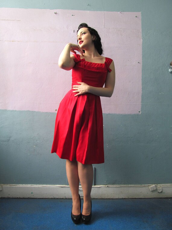 Vtg 50s Red Sweetheart Dress / Hot Cocktail Dress… - image 2