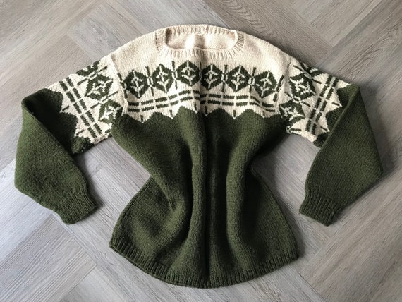 Vtg 70s Hand Knit Fair Isle Wool Sweater - image 1