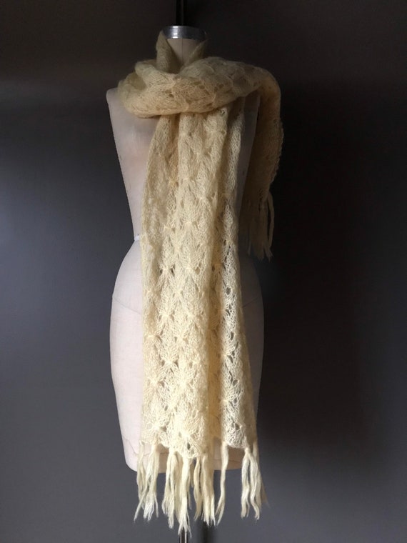 Vtg 60s 70s Crochet Knit Scarf Wrap - image 2