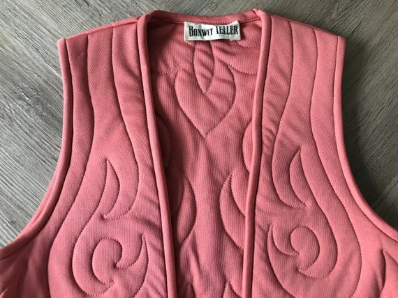 Vtg Bonwit Teller Quilted Vest / Rose - image 2