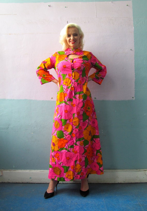 Vtg 60s Psychedelic Neon Maxi / Tiki Party