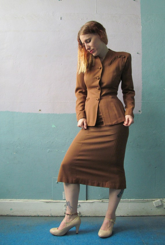 Vtg 40s Skirt Suit / Blazer Set / Gabardine