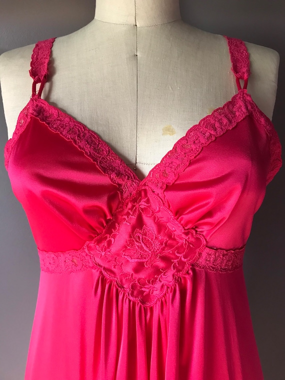 Vtg 70s Vanity Fair Hot Pink Maxi Slip Dress - image 7