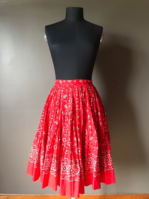 Vtg 50s 60s Bandana Print Skirt / Full Circle Ski… - image 9