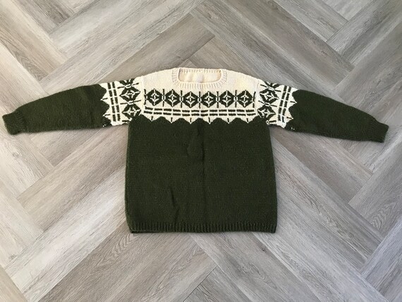 Vtg 70s Hand Knit Fair Isle Wool Sweater - image 3