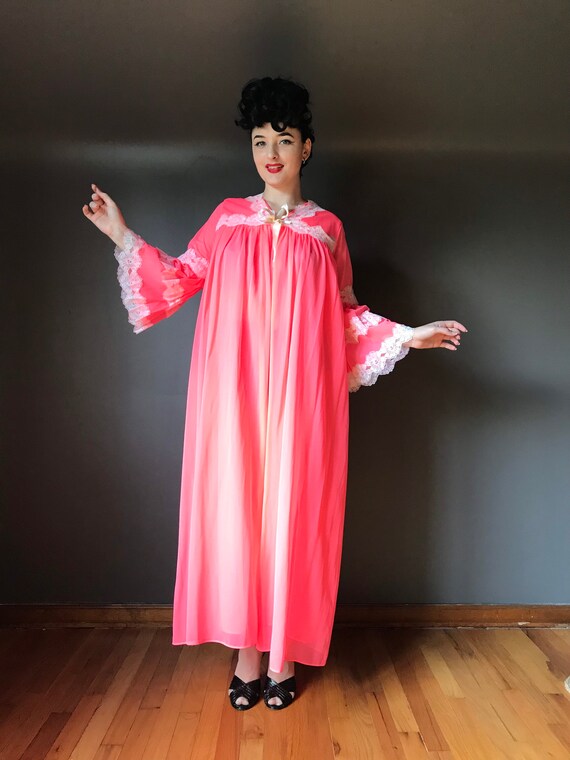 60s top dressing gown