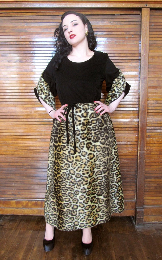 Vtg 60s Leopard Lounge Dress / Tiki Hostess Gown - image 3