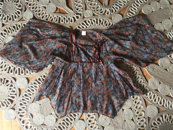 Vtg 60s Floral Hippie Blouse