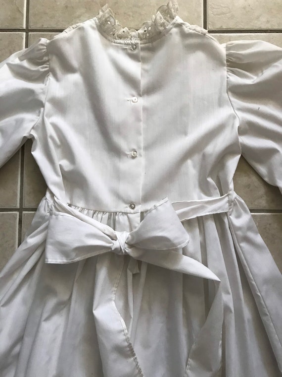 Vtg 70s White Prairie Style Ruffle & Eyelet Dress… - image 9