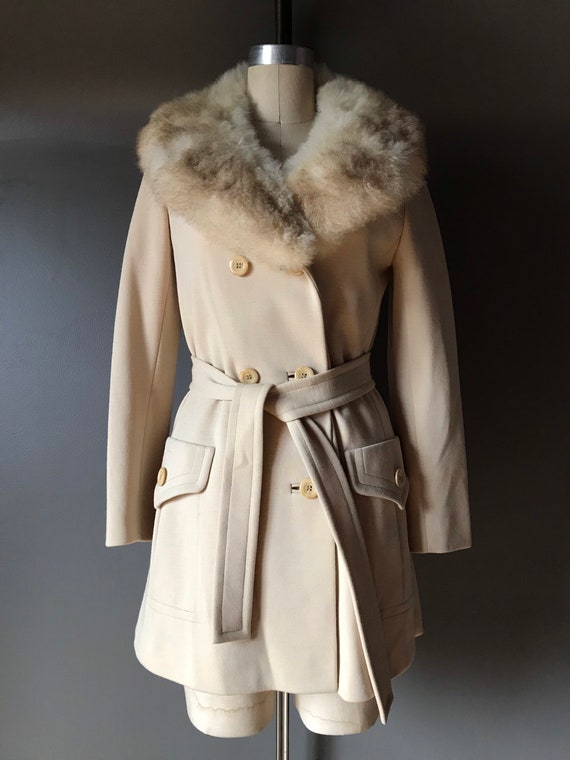 Vtg 70s Belted Penny Lane Coat / Fur Collar & Wra… - image 2