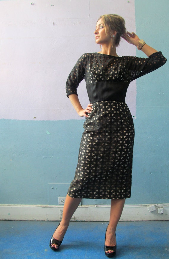 Vtg 50s Cut Out Eyelet Dress / Giant Back Bow