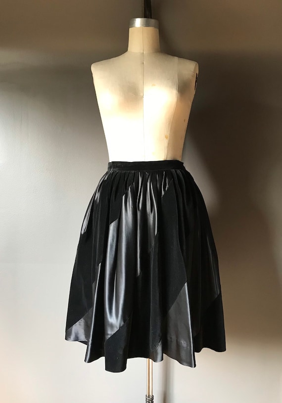 Vtg 50s 60s Twirl Striped Satin & Velvet Skirt