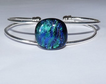 Bracelet manchette bleu vert violet en verre fusionné dichroïque Bijou fusing pour femme